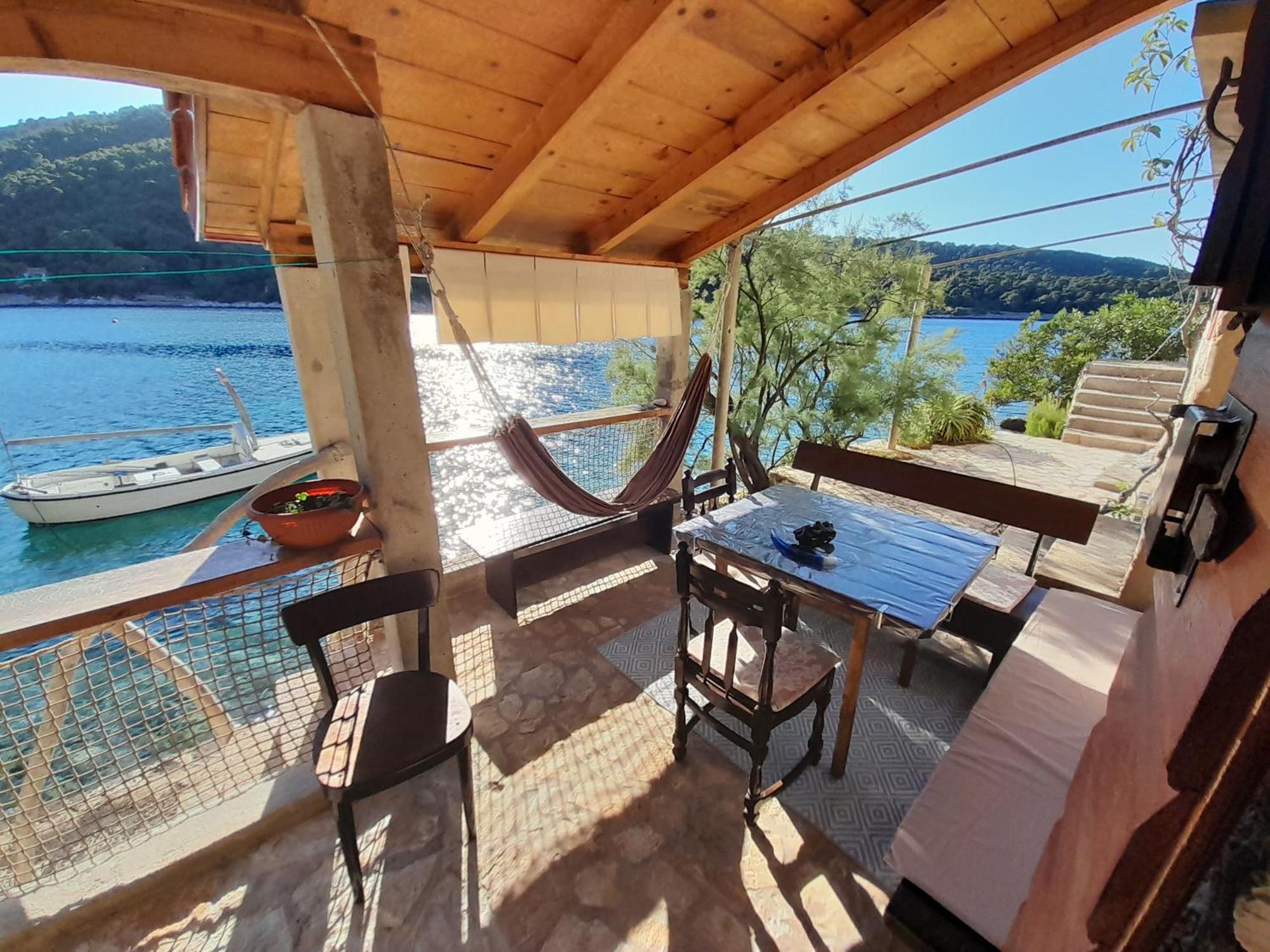 Sea Side House For Two In A Wilderness Vis