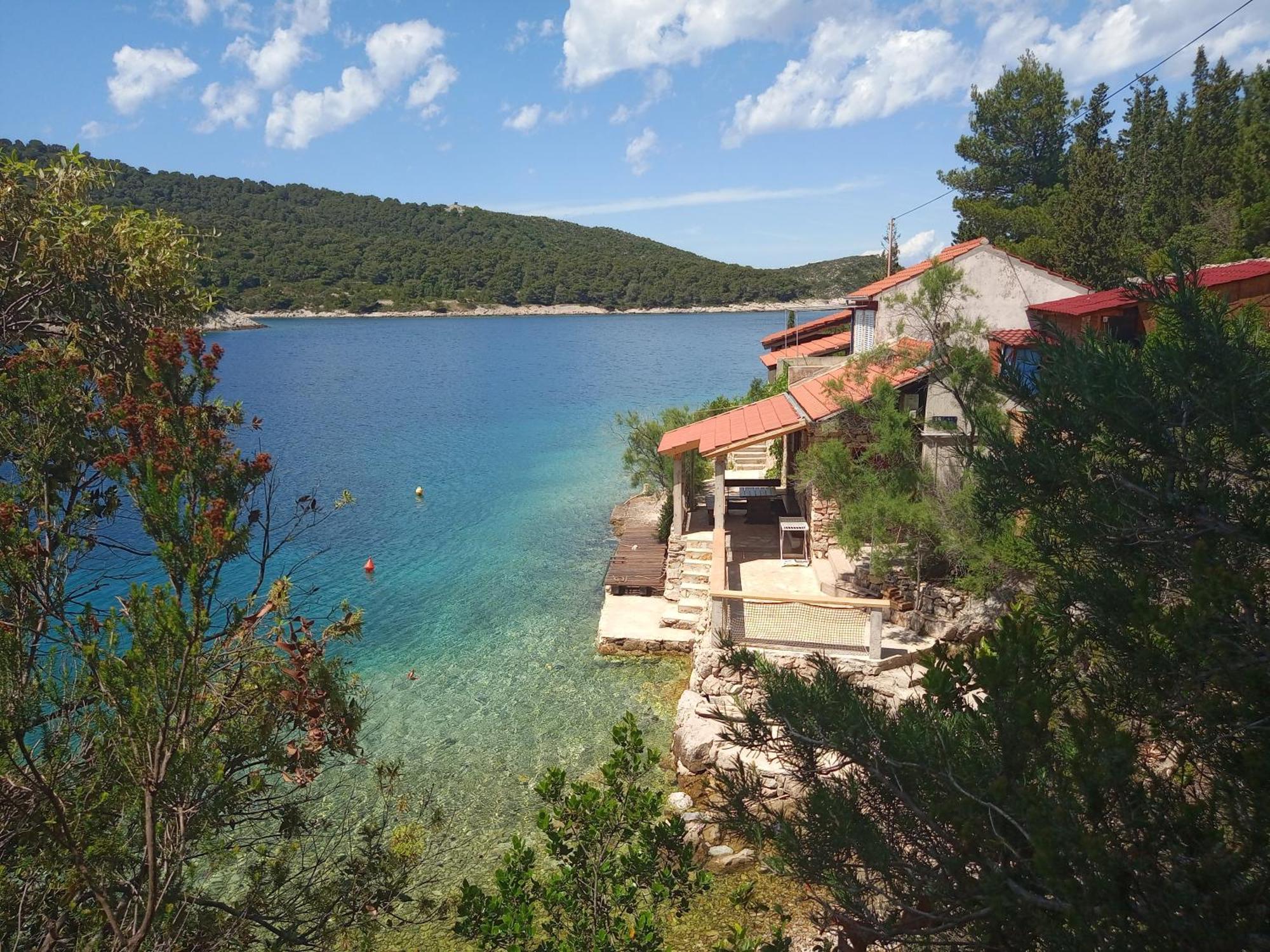Sea Side House For Two In A Wilderness