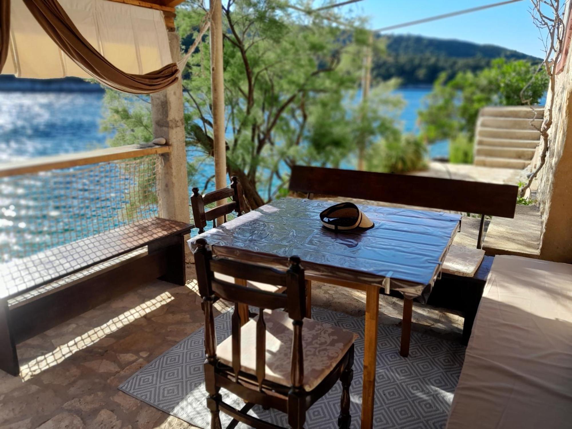 Vikendica Sea Side House For Two In A Wilderness