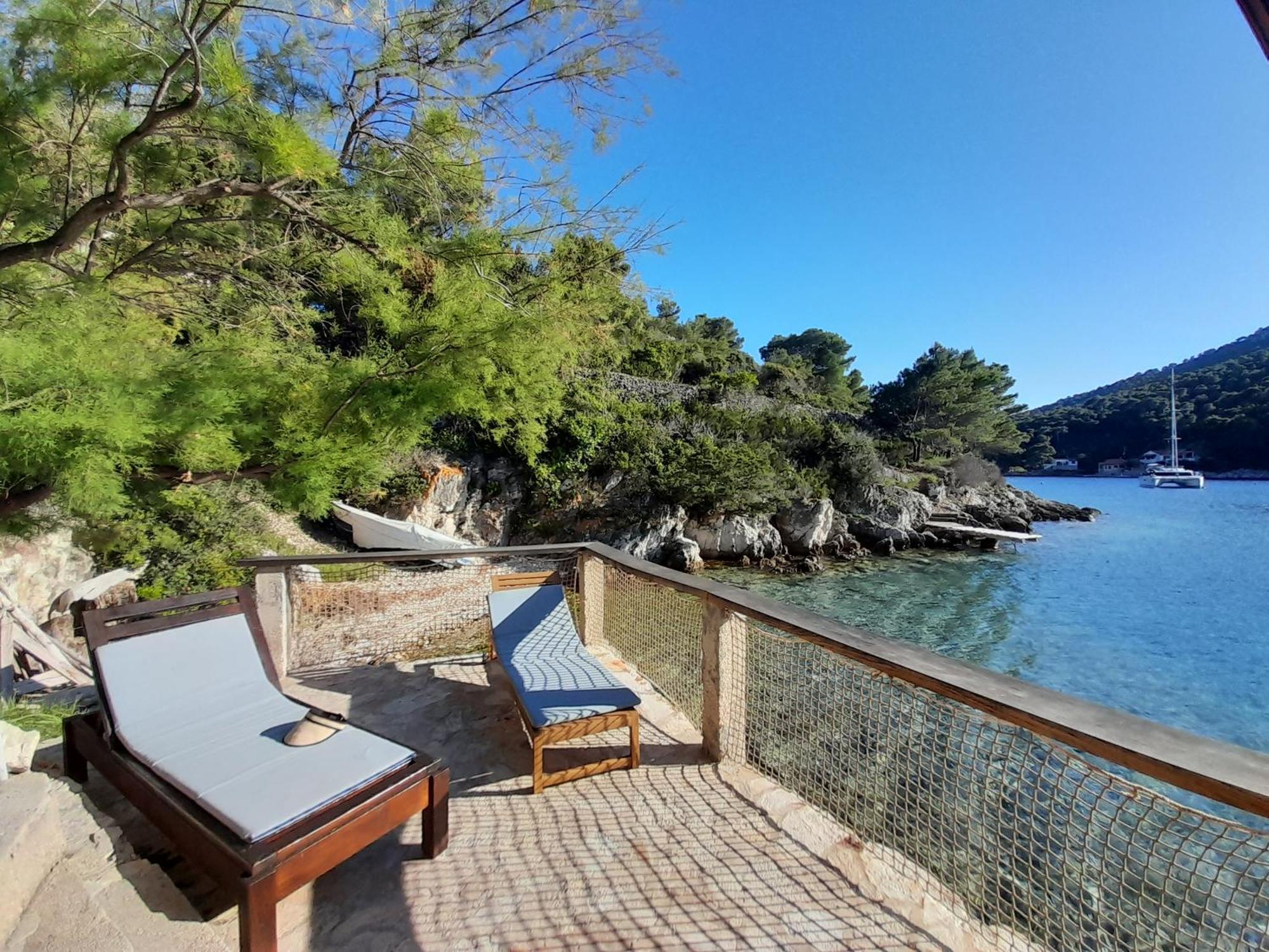 Vikendica Sea Side House For Two In A Wilderness *