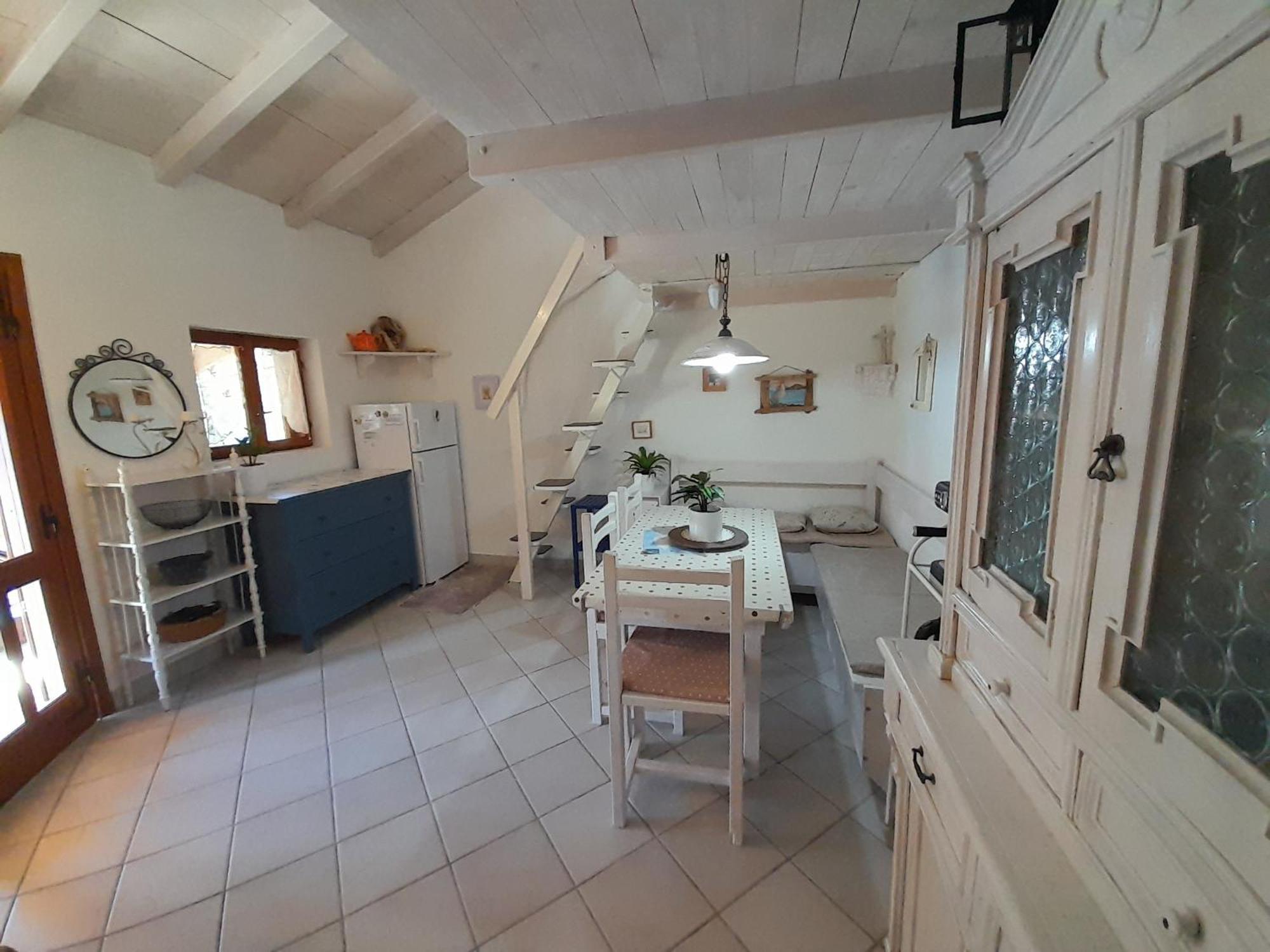 Sea Side House For Two In A Wilderness *