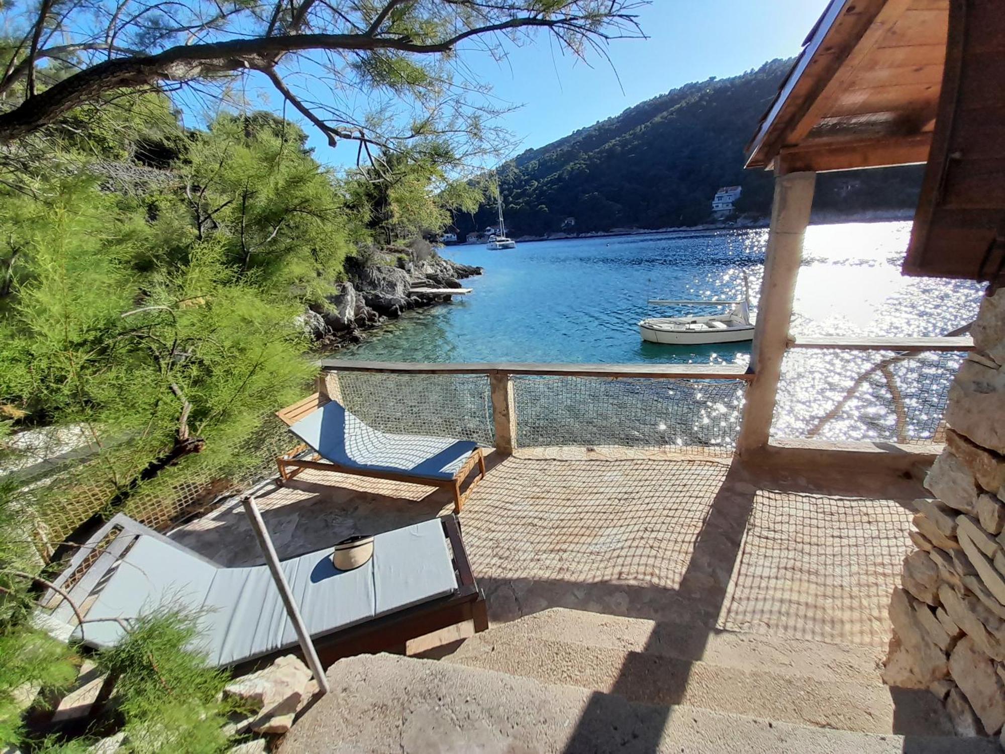 Vikendica Sea Side House For Two In A Wilderness