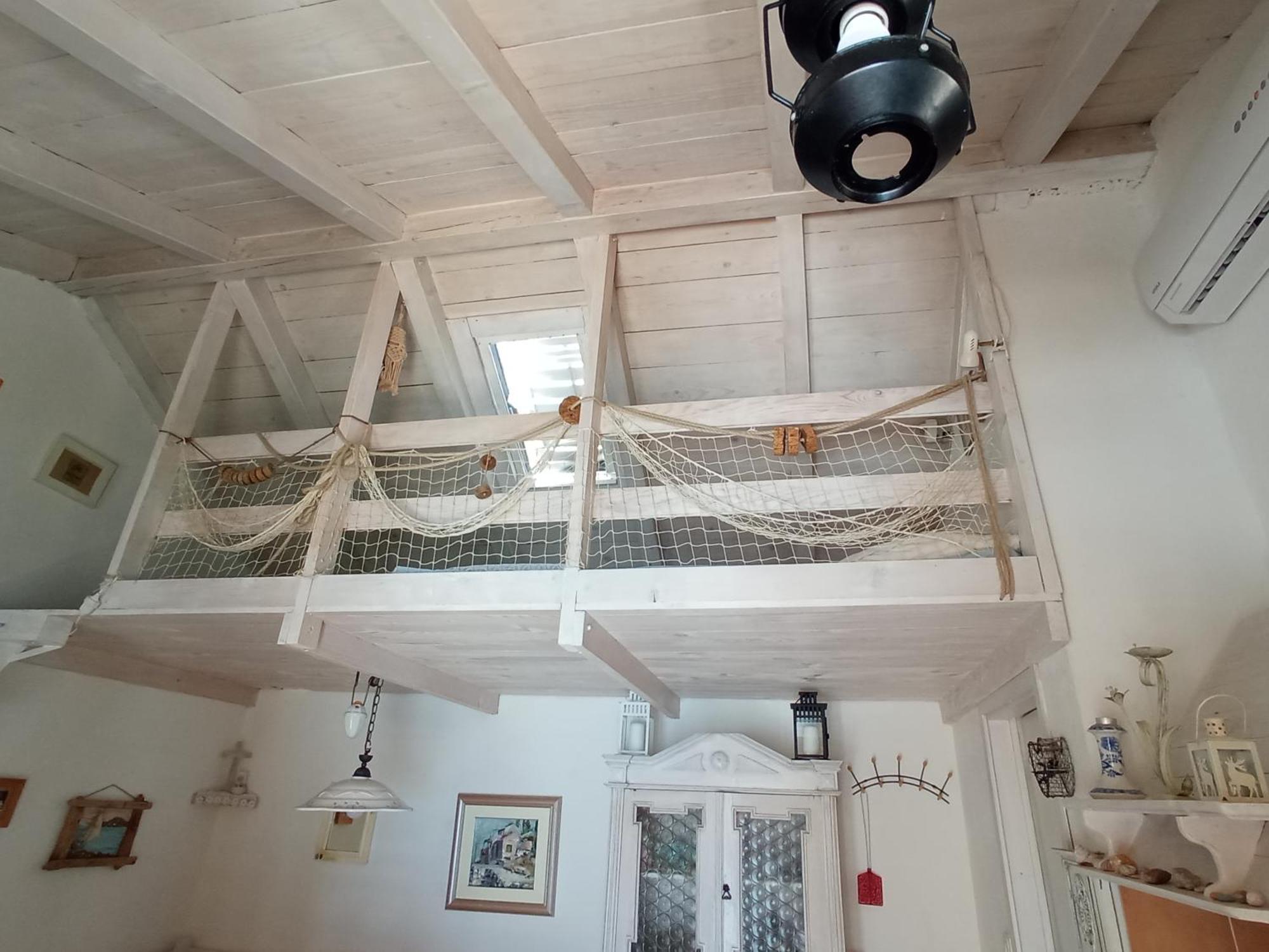 Sea Side House For Two In A Wilderness Vis